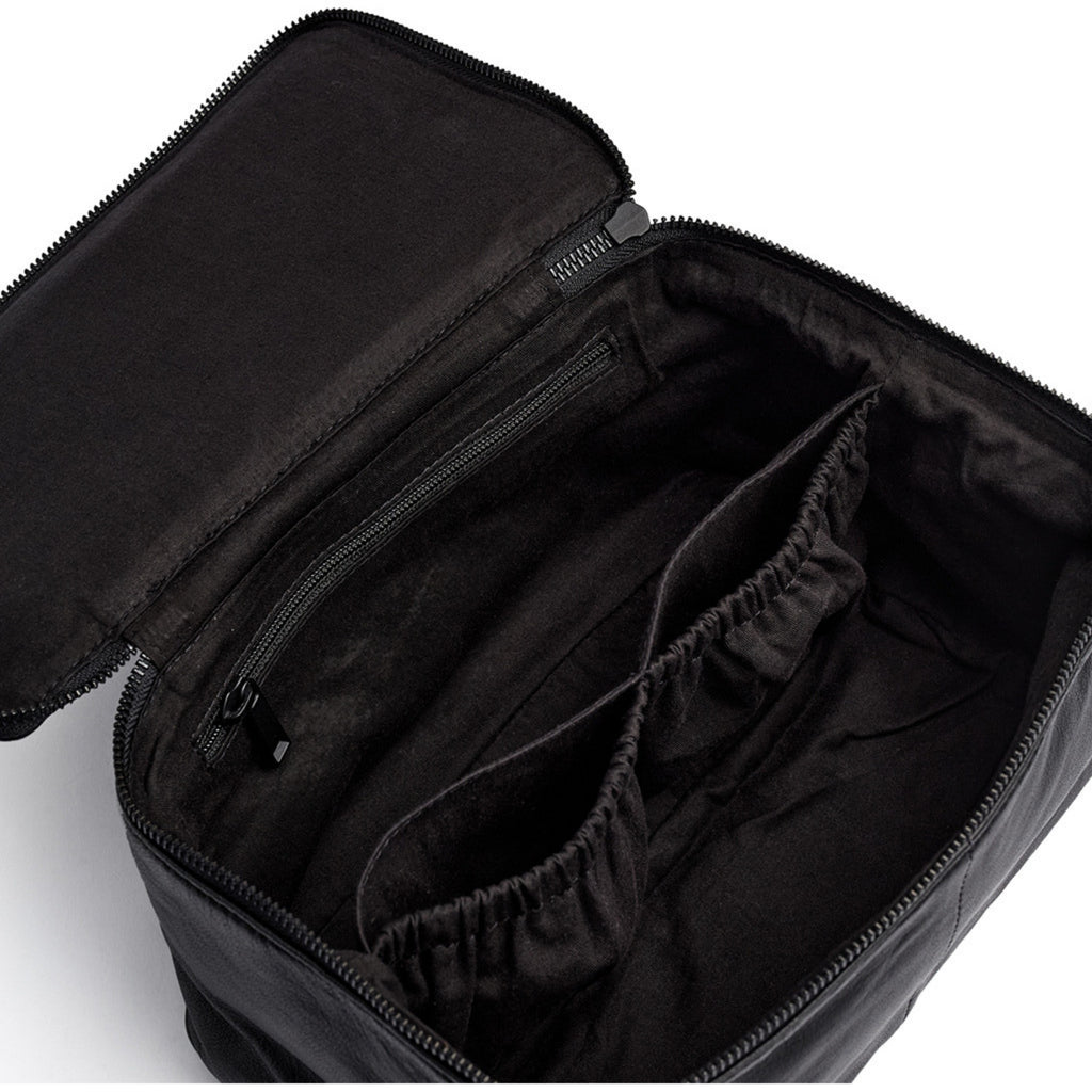 WASHBAG TOALETTMAPPE SKINN – Svart