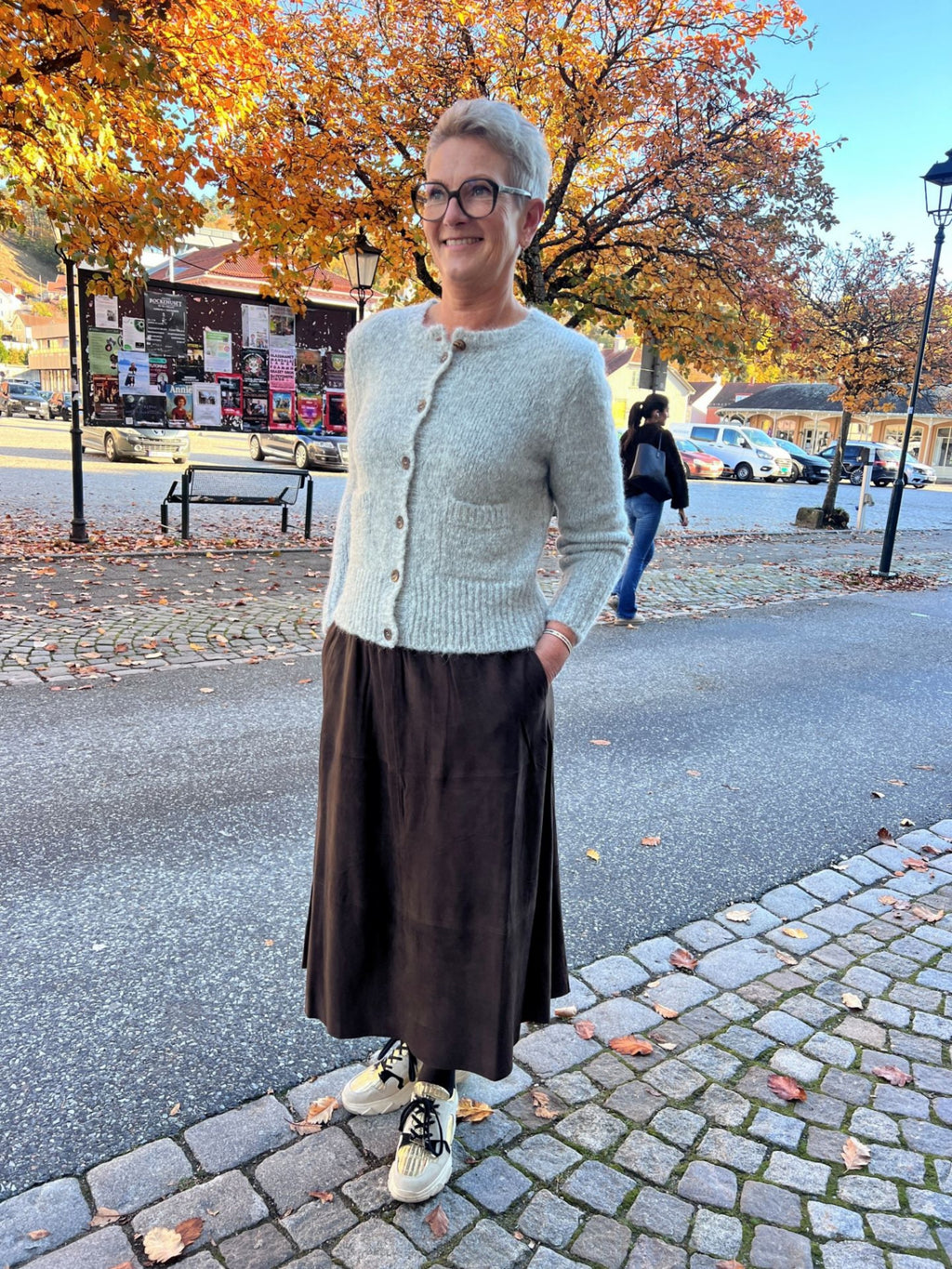 EVELYN SUEDE SKIRT BRUN – Brun