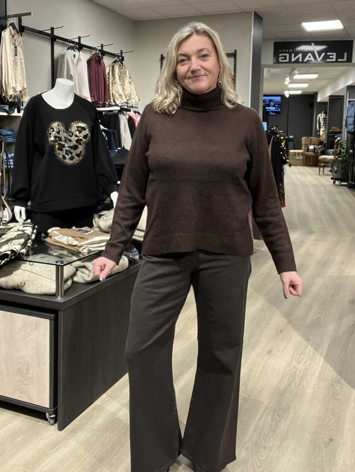 DENISE COTTON STRAIGTH BRUN – Brun