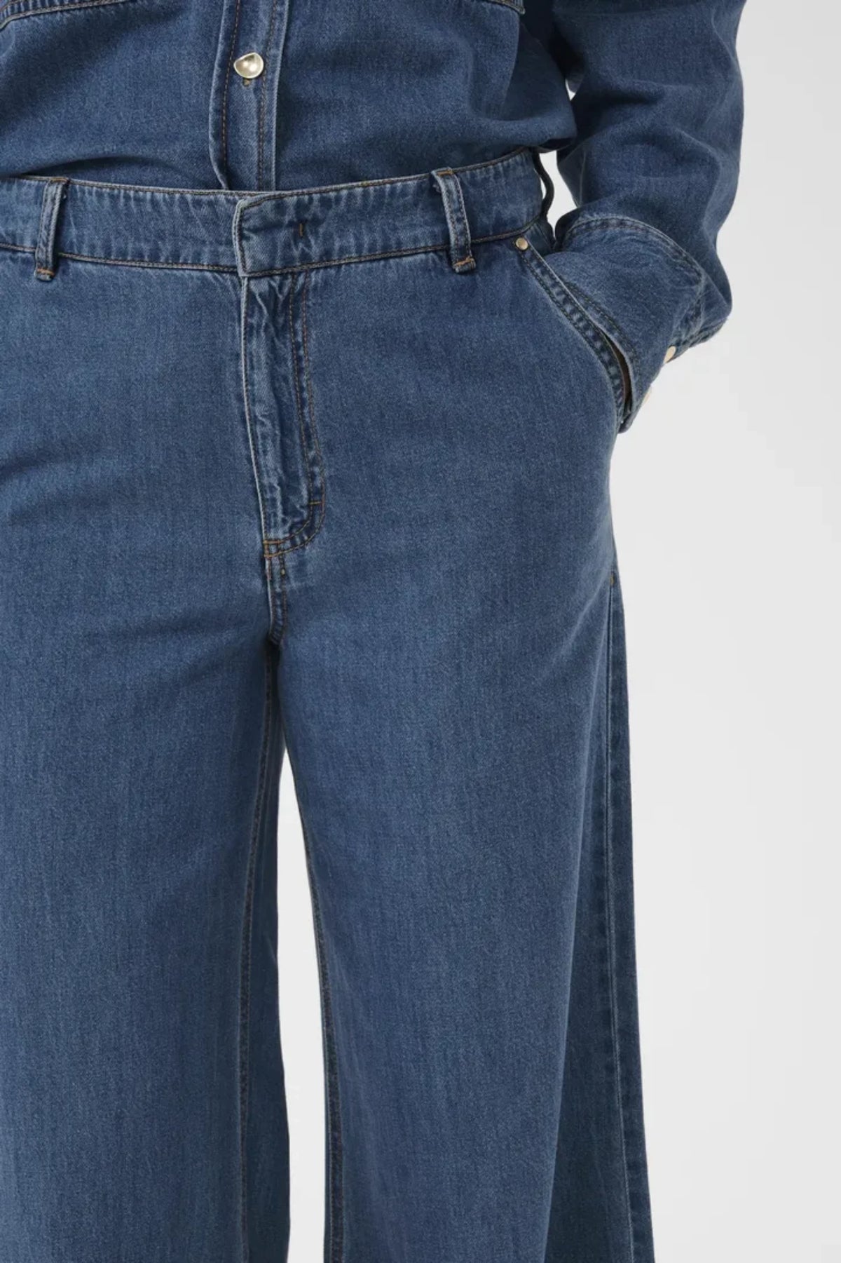 SAFINAS JEANSBUKSE WIDE – Blå