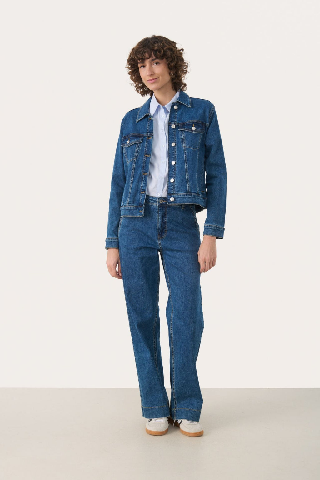 NICHOLIA DENIM JAKKE – Blå
