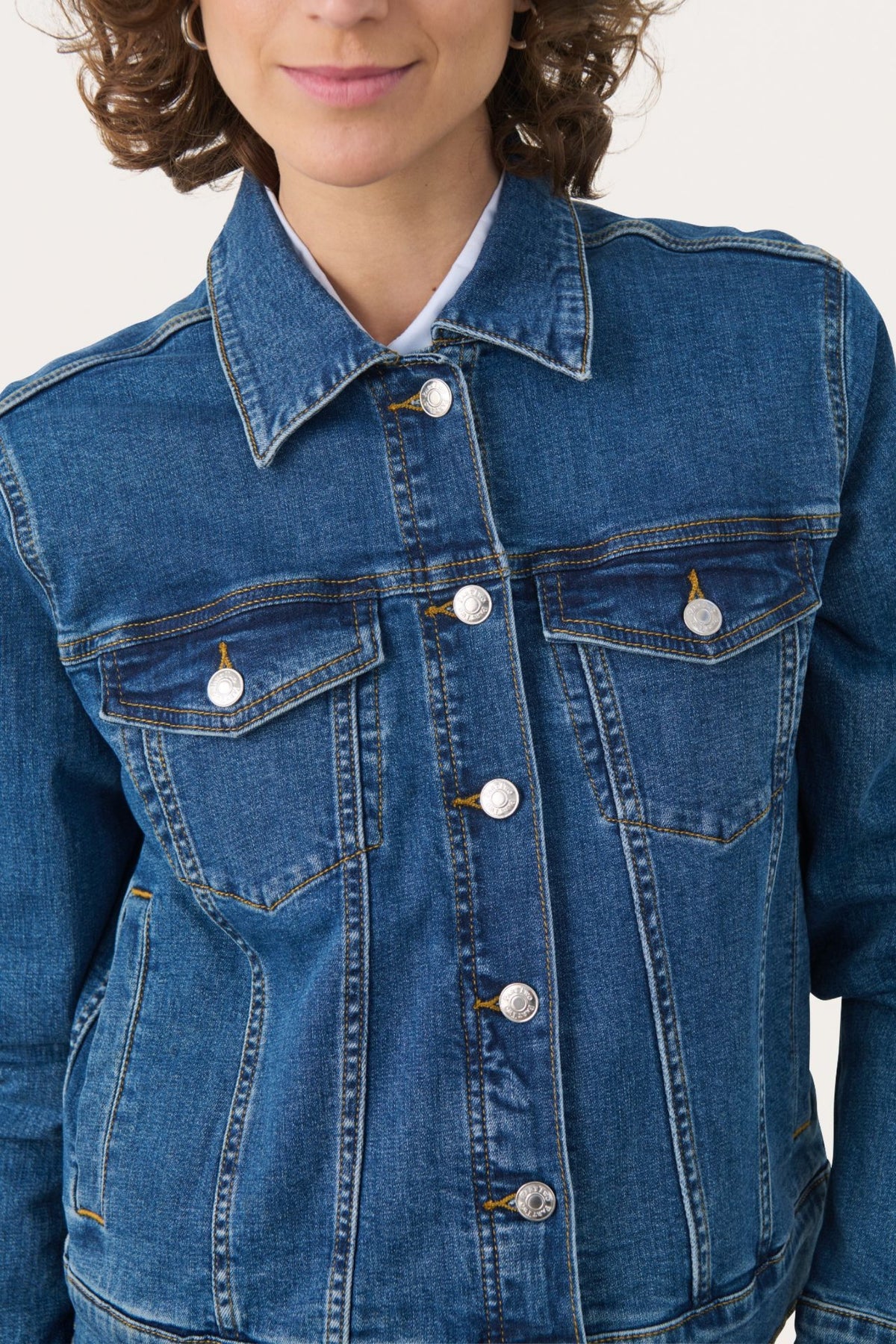 NICHOLIA DENIM JAKKE – Blå