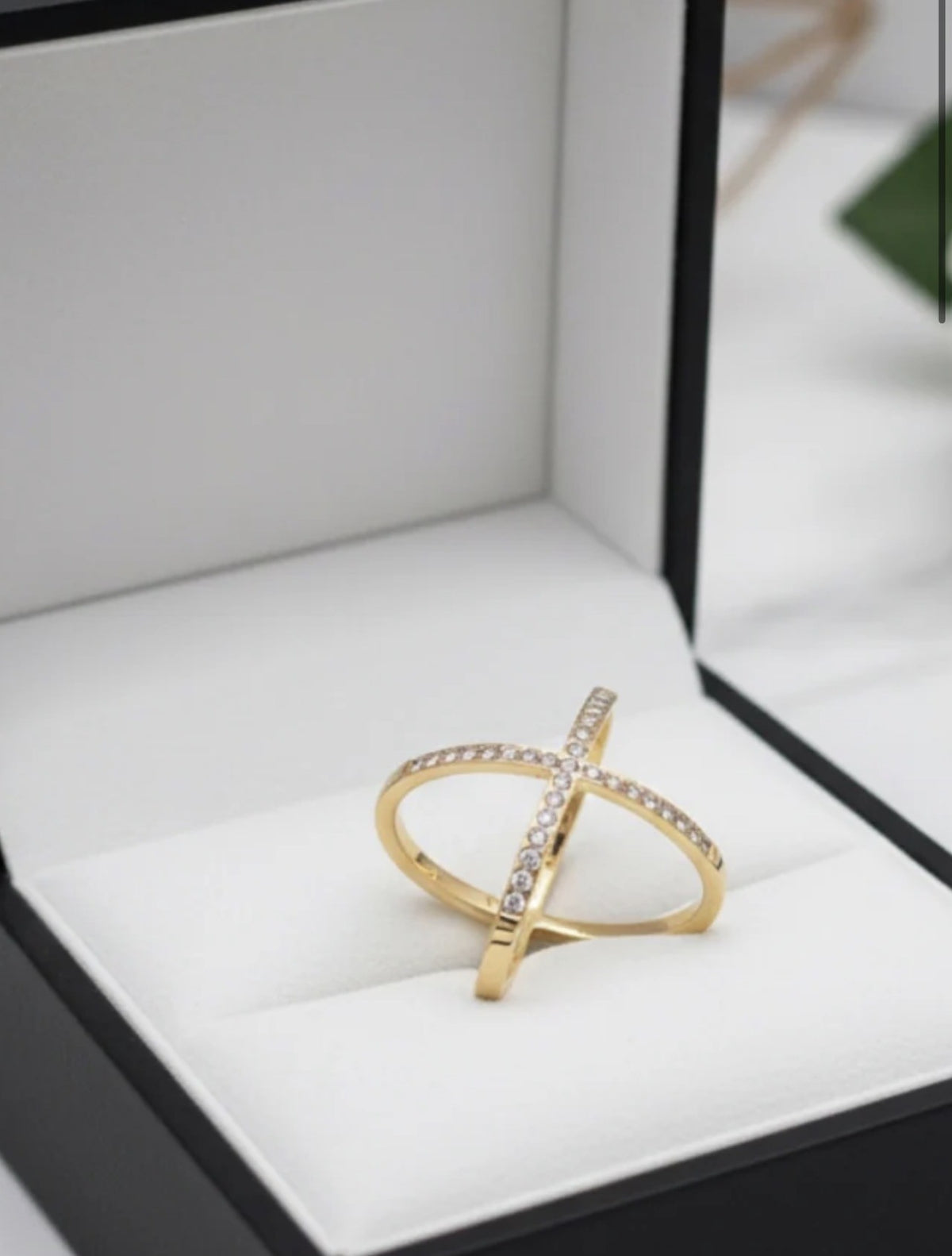 SKJERFRING GULL OG STRASS