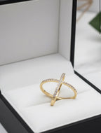 SKJERFRING GULL OG STRASS