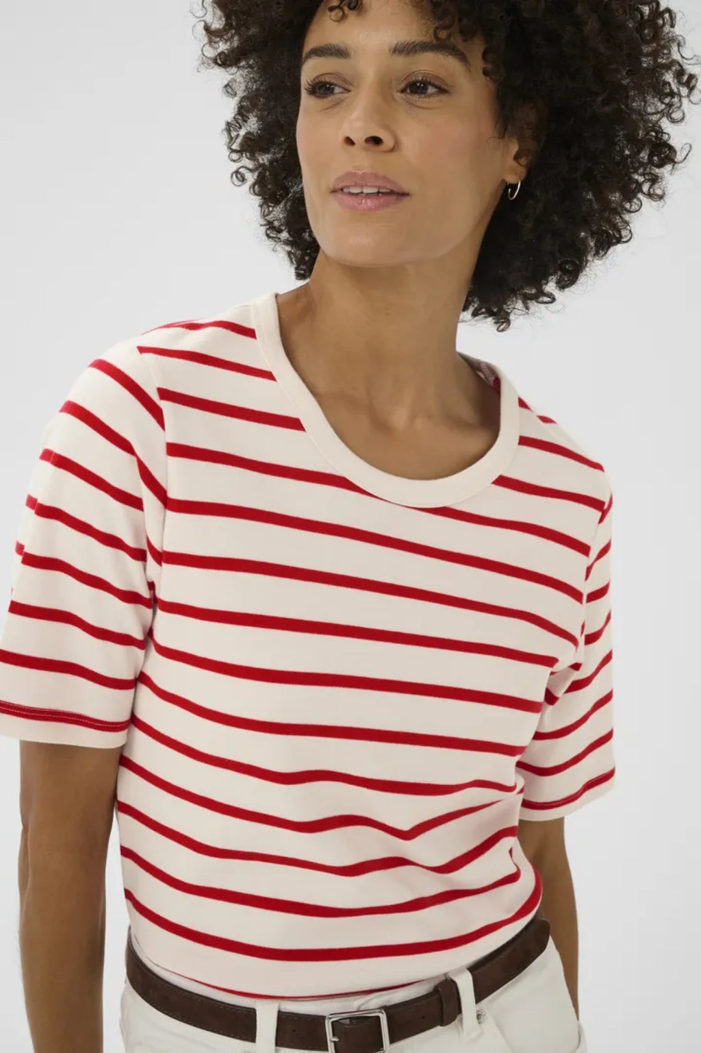 RATANA T SHIRT – Rød
