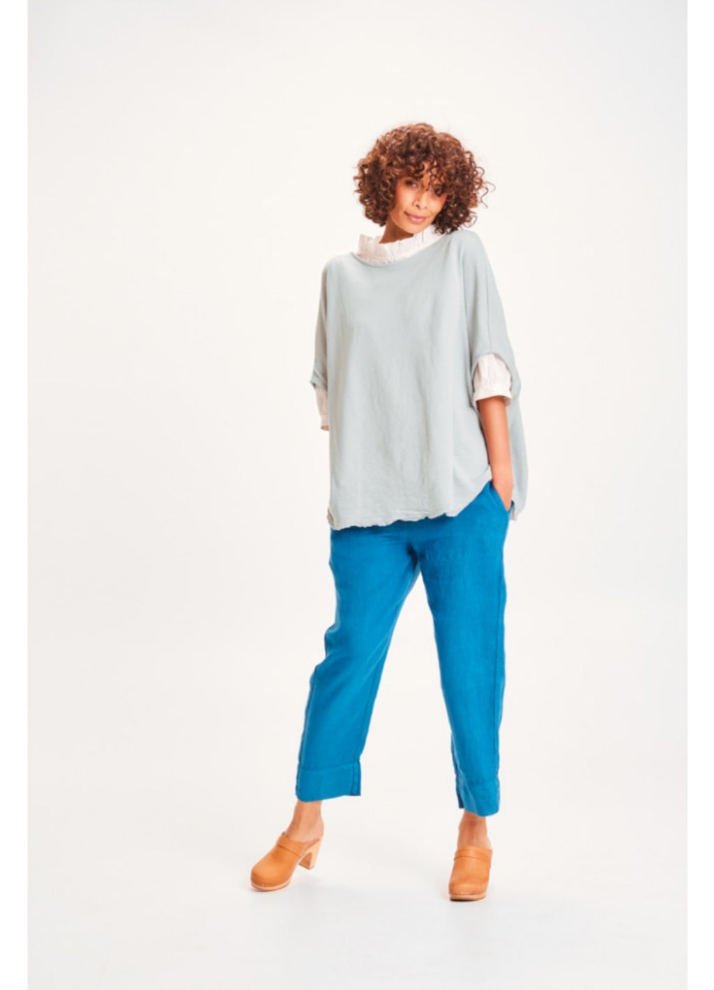 BYBASICS EXTRA WIDE TOPP I MERINOULL NAVY – Blå