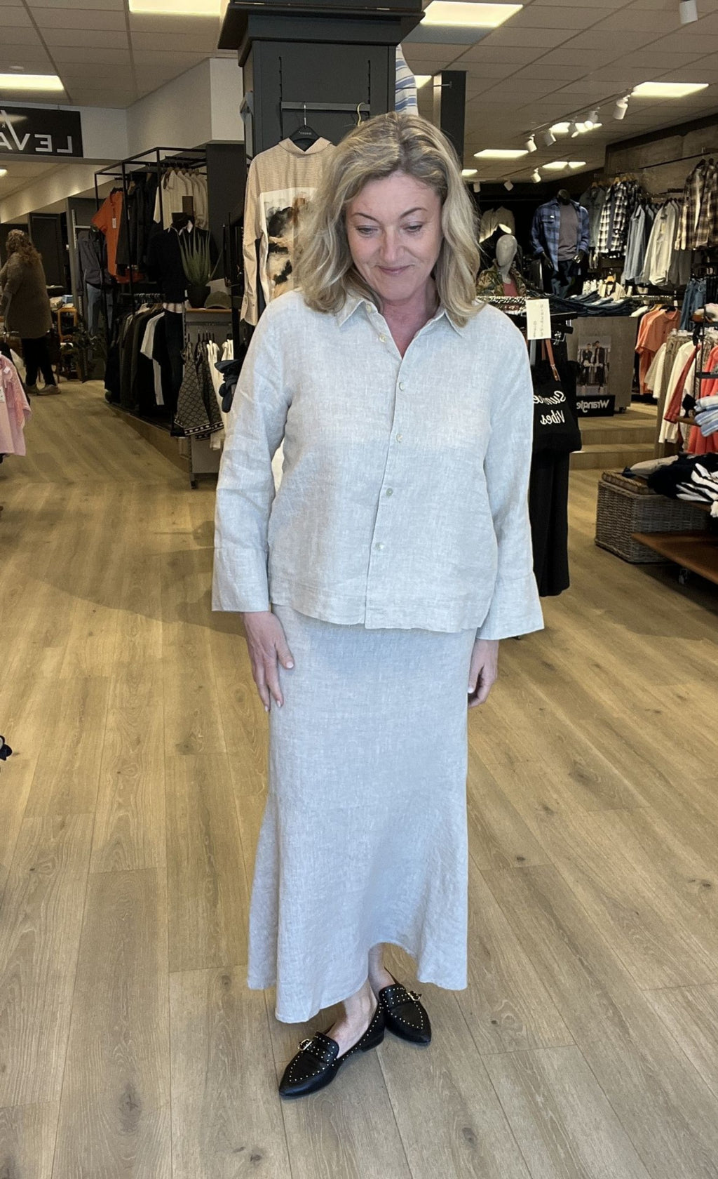 ALMA CONNY LINSKJORTE SAND – Beige