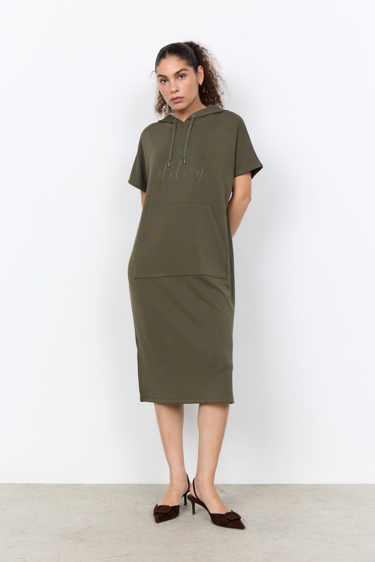 BANU DRESS HOODIE – Grønn