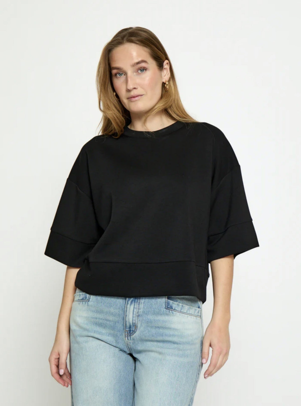 MINNIE BLOUSE TOPP – Svart