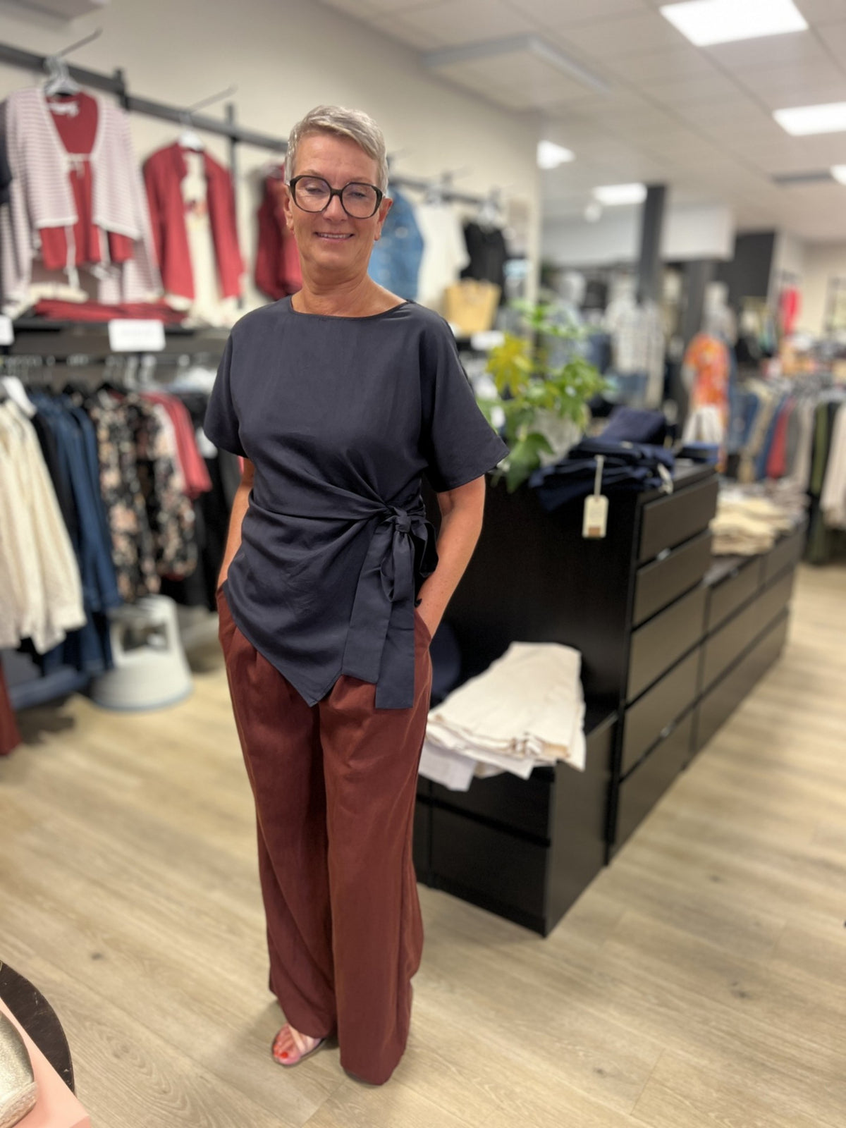 REBEKKA WIDE PNET BUKSE – Burgunder