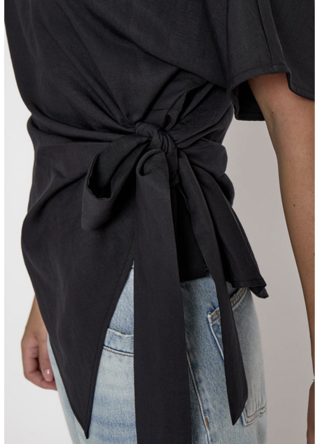 REBECCA BLOUSE BLUSE TOPP – Svart