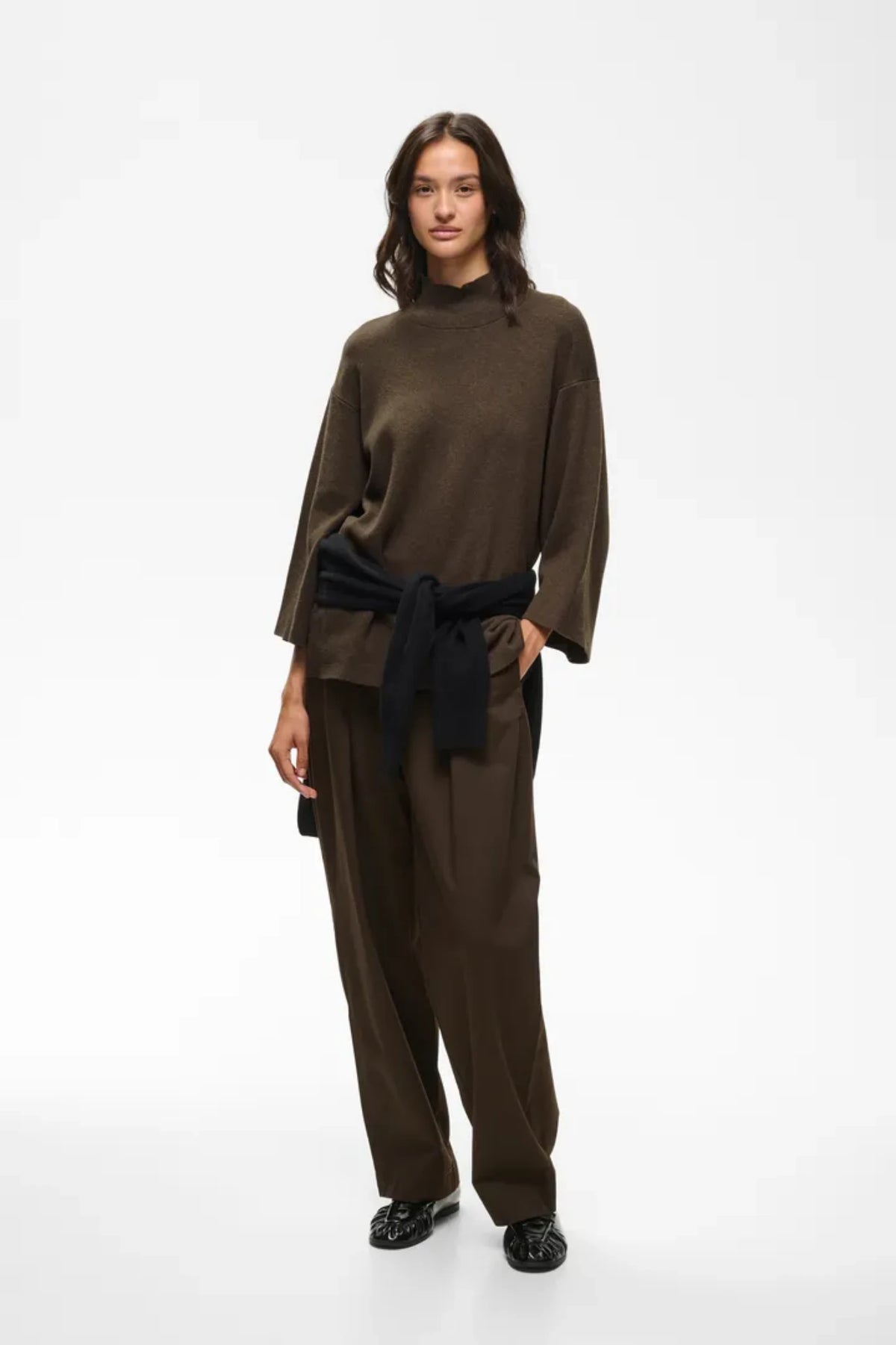 TILDA HIGHNECK – Brun