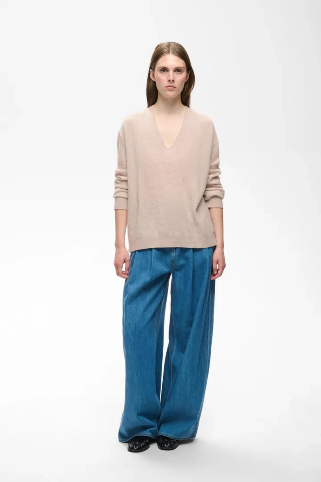 TALLY MONIKA V-NECK – Beige