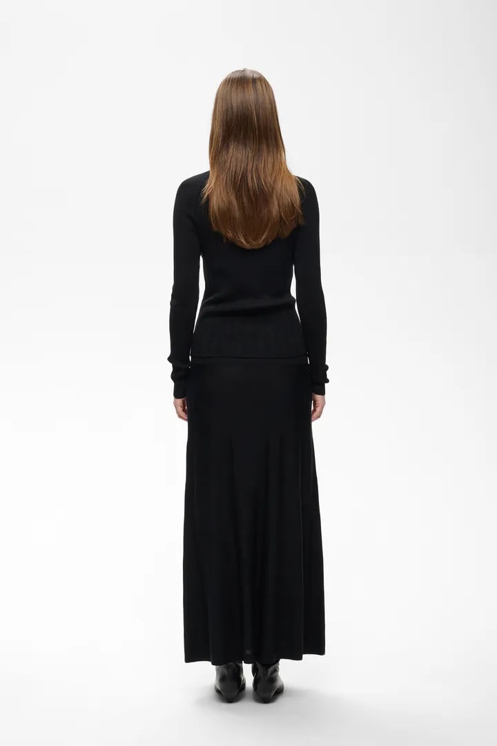 TRISHEIW PULLOVER – Svart