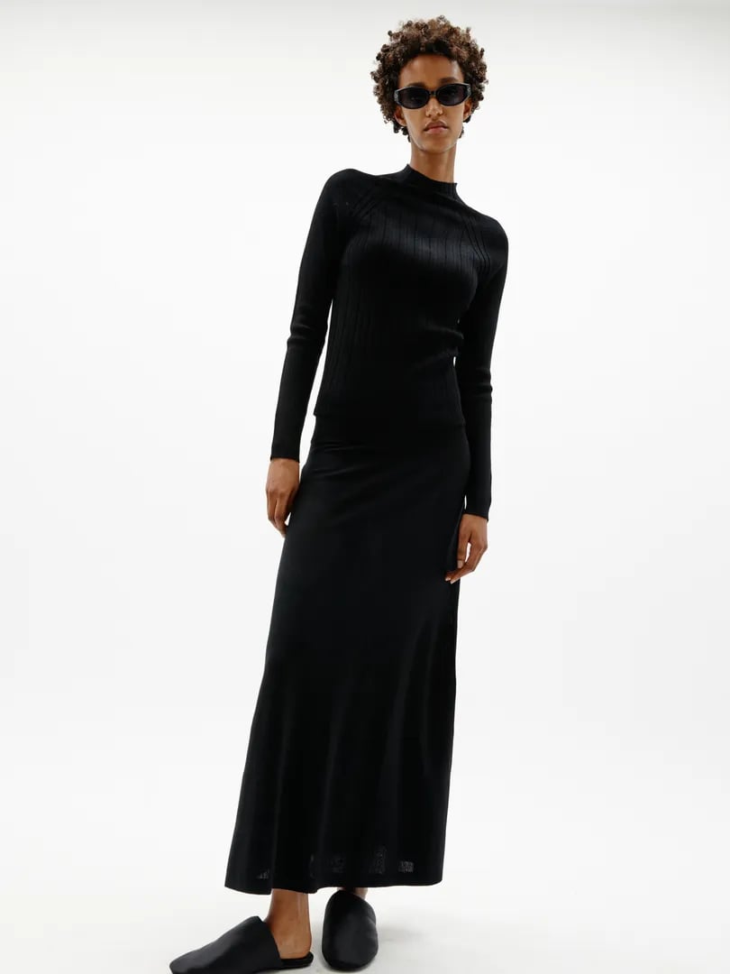 TRISHEIW PULLOVER – Svart