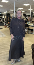 DARINA SKINNSKJØRT BRUN – Brun
