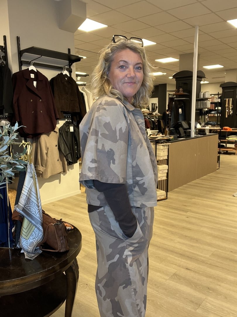 QUARTZ JACKET – Beige