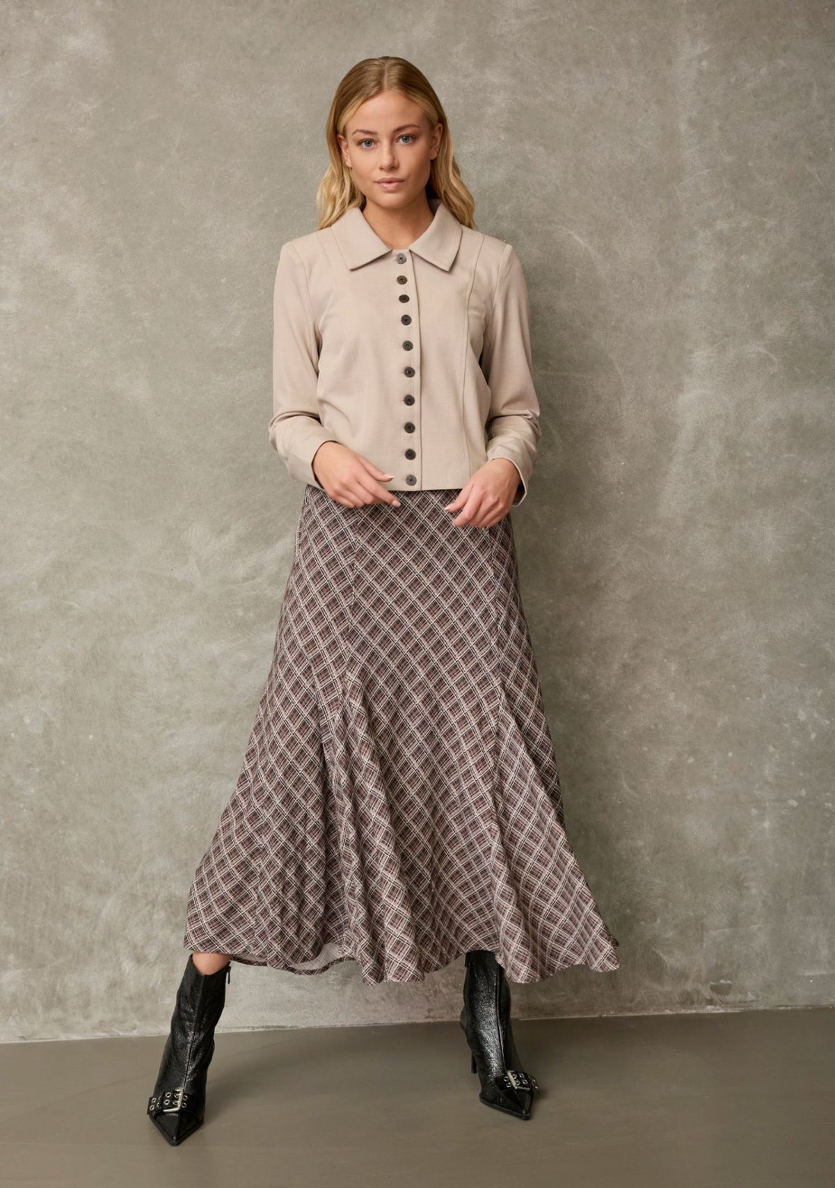 OLIVIA SKIRT – Beige