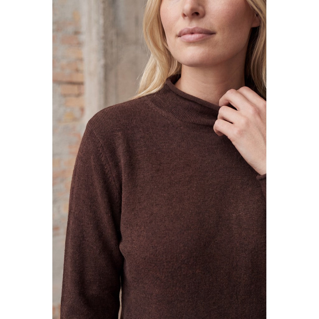 FRIGGA A SHAPE PULLOVER – Brun
