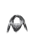 HAGAR SCARF SILK GRÅ SVART – Grå