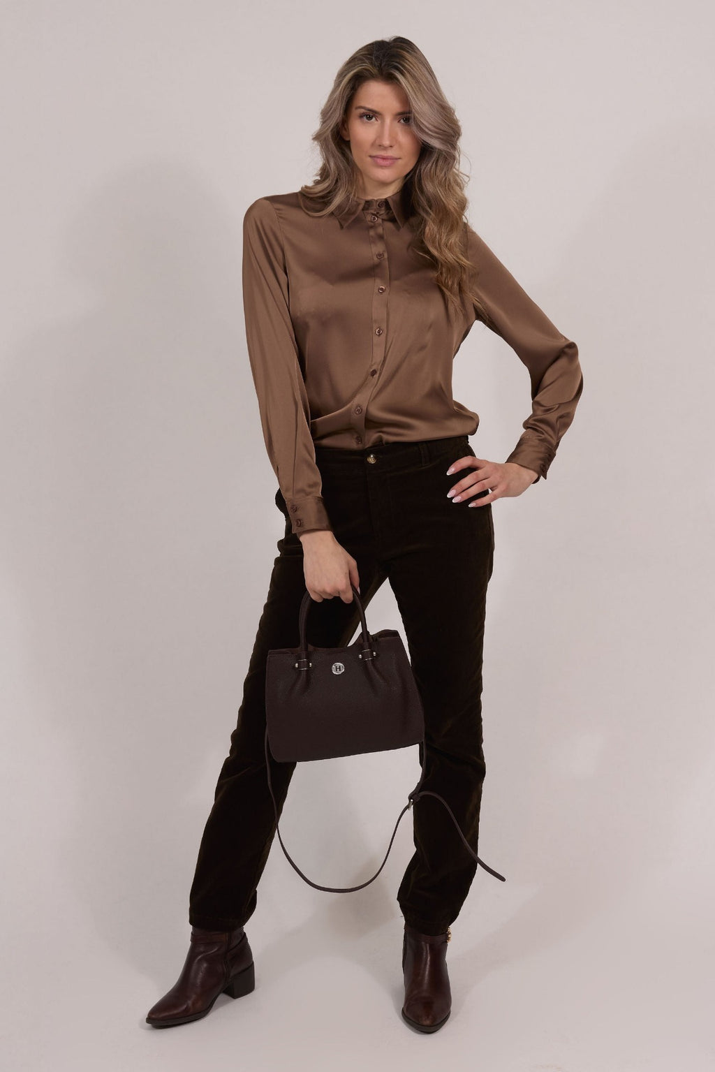 CLASSIC SHIRT – Brun