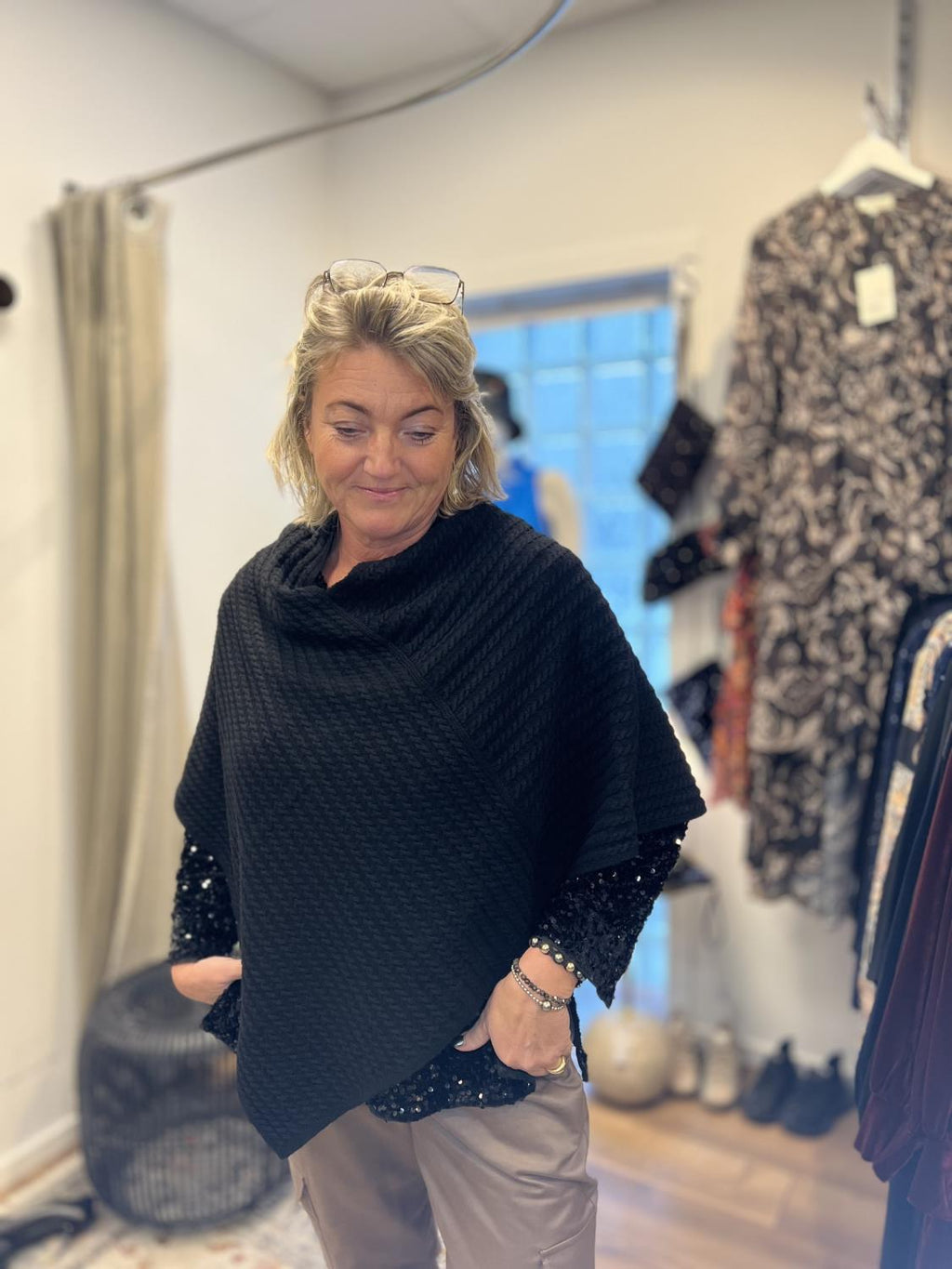 HAUST PONCHO V SHAPED