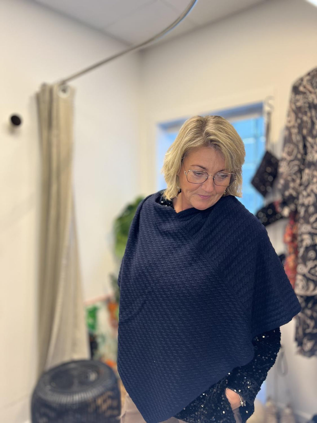 HAUST PONCHO V SHAPED