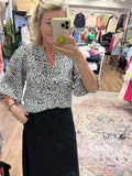 ALMA BELLA BLOUSE BLUSE – Svart