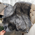 SKJERF LEOPARD – Grå