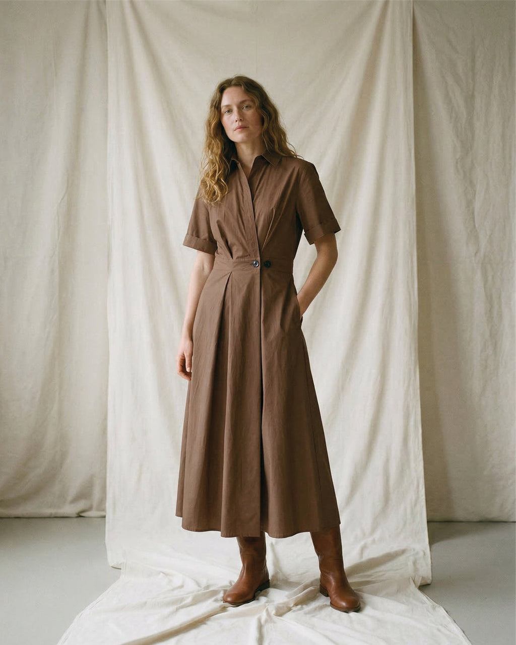 Pia Dress med kort arm – LR1776 - Dark Brown - Extra 1.jpg