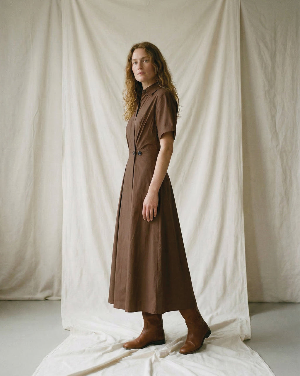 Pia Dress med kort arm – LR1776 - Dark Brown - Extra 4.jpg