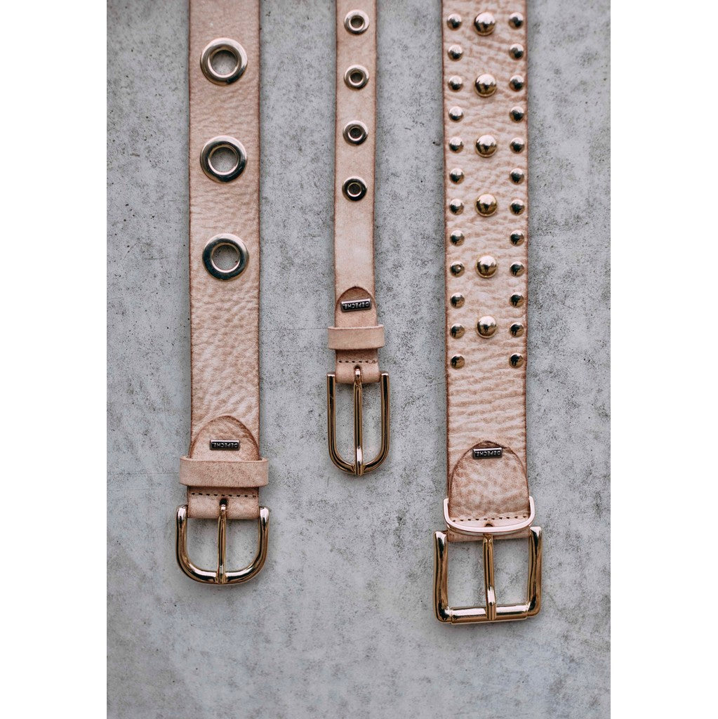 Depeche Jeans belt Belte – Cool_jeans_leather_belt_decorated_with_large_eyelets-Belts-13702-011_Sand-4.jpg